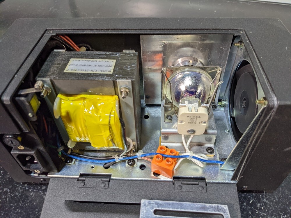 Fisher Scientific 1256236 Fiber Optic Illuminator Source