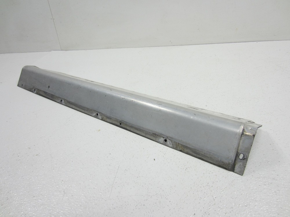 Peterbilt 379 Front Right Passenger Grill Trim