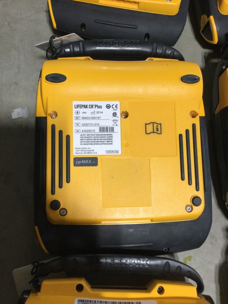 PHYSIO-CONTROL LIFEPAK CR PLUS W/CASE