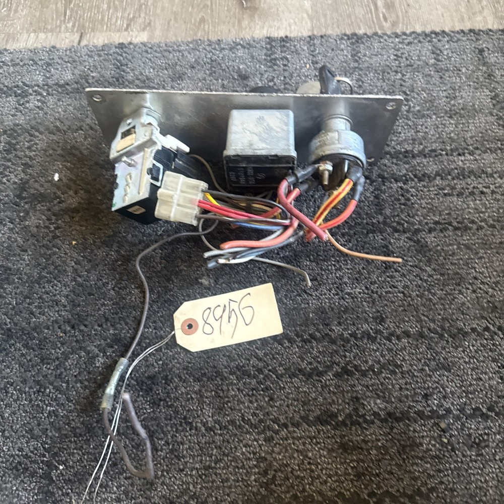 Kenworth T800 IGNITION Dash Panel - Missing P/N