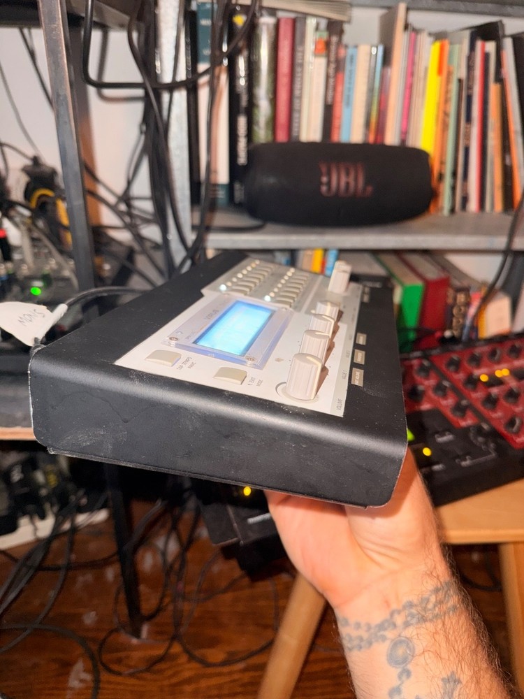 access virus snow desktop synthesizer custom black trim