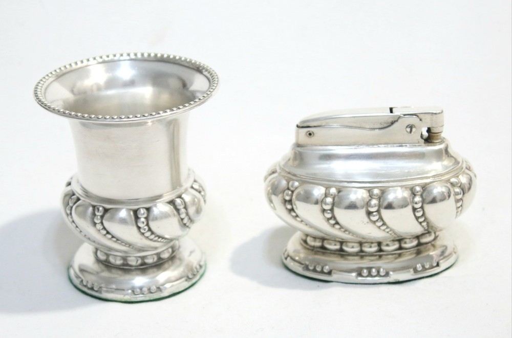 Vintage Silver Plate Ronson "CROWN " Table Lighter Set in Working Condition