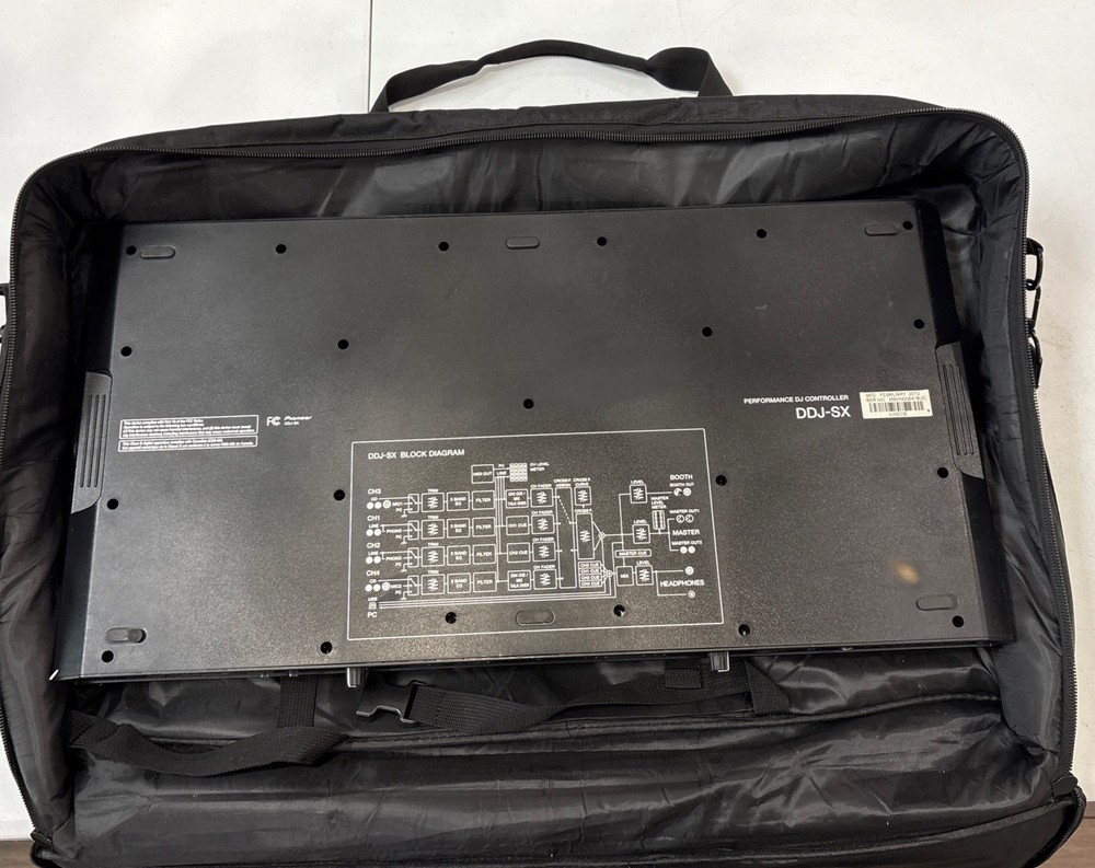 Pioneer DDJ-SX 4-Channel Serato Performance DJ Controller + Case