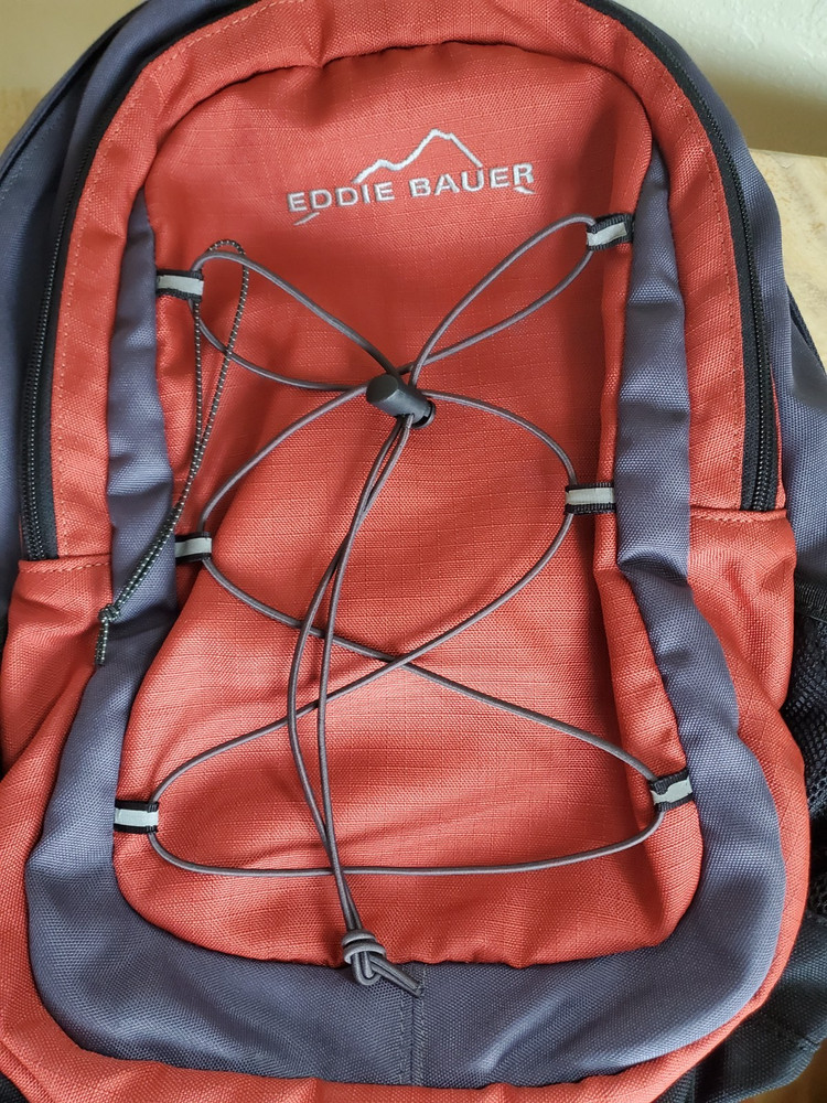 Eddie Bauer Red & Gray 22 liter Lightweight Daypack–Excellent Condition