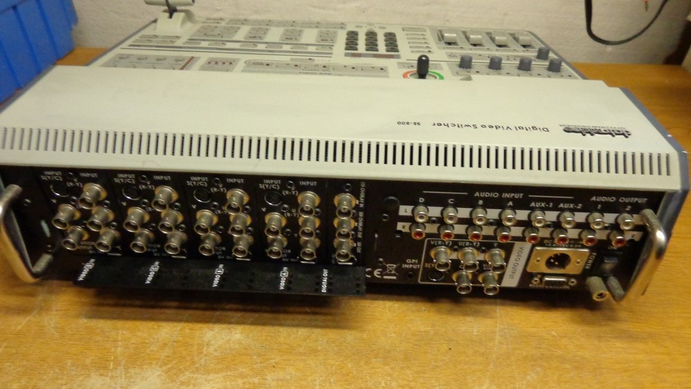 DATAVIDEO SE-800 DIGITAL VIDEO SWITCHER