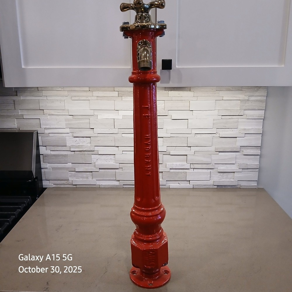 Vintage Cast Iron Total Eclipse (T E)(Garden,Yard,Fire) Hydrant "RARE"