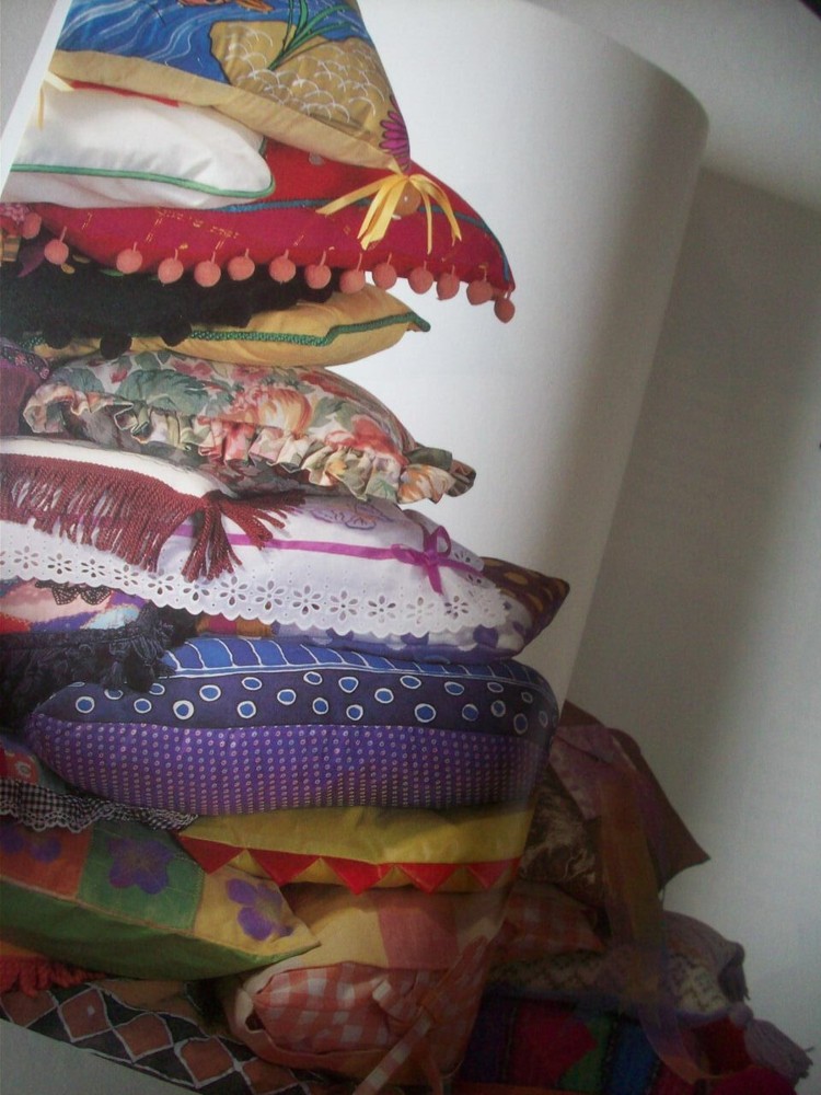 Pretty Pillows 40 projects for the home