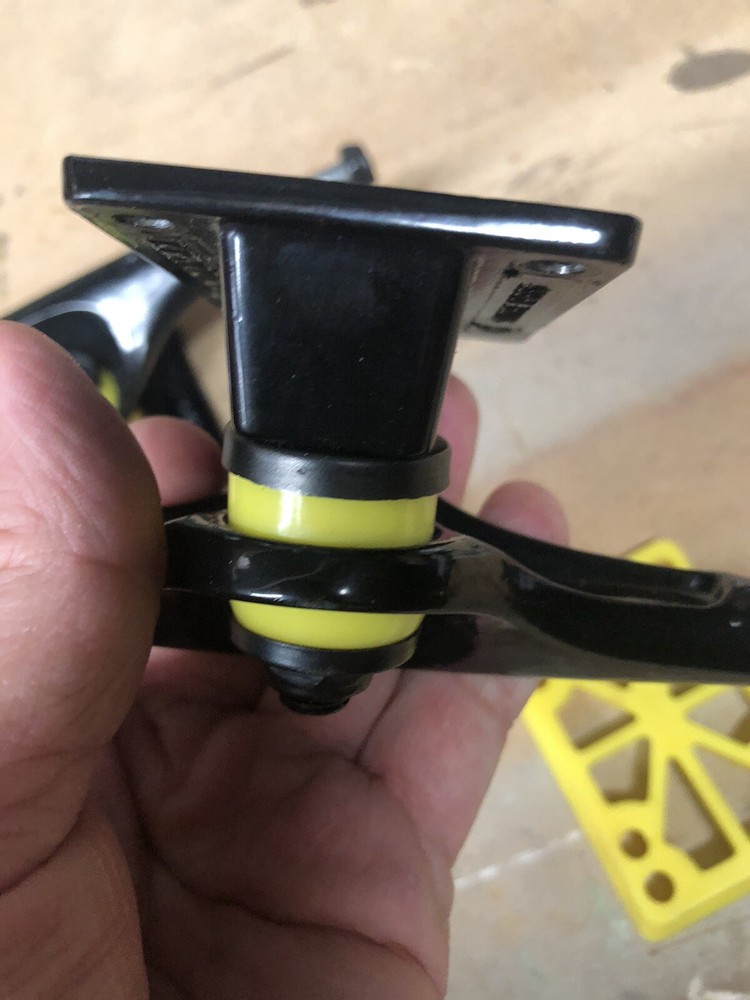 Kryptonics Skateboard Trucks 'Since 1965' ￼