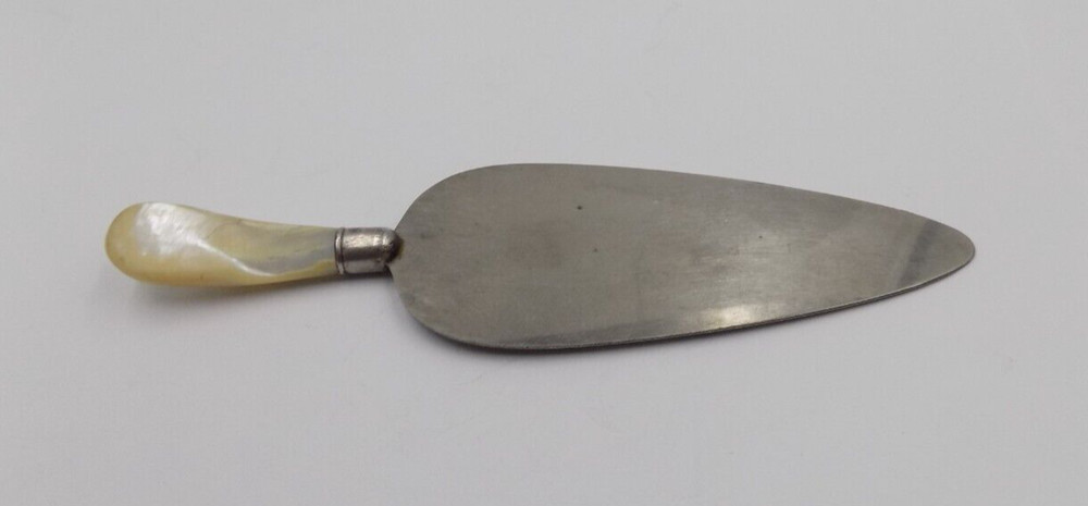 Vintage mini Sterling Silver Pearl Handle Cake Pie Server, 8 inches