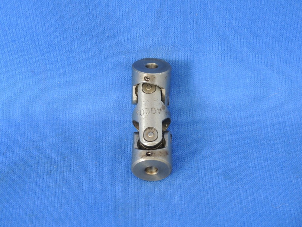 Double Universal Joint 6 mm - 6 mm