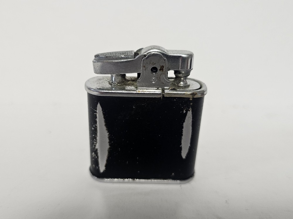 Vintage Ronson "Whirlwind" Lighter Black And Chrome Chromium