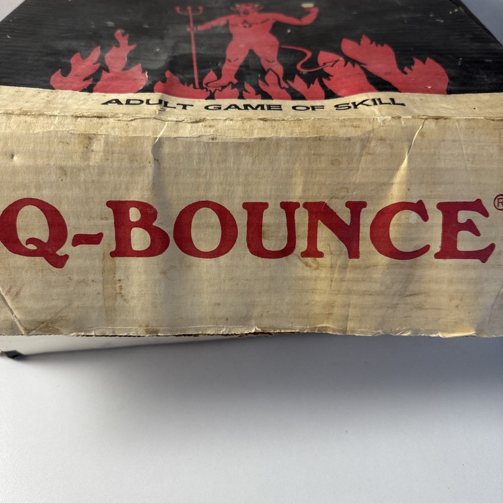Q-Bounce - VTG Drinking Game - DEVIL BOX & BOARD - Sovine 1981 RARE Horror Box