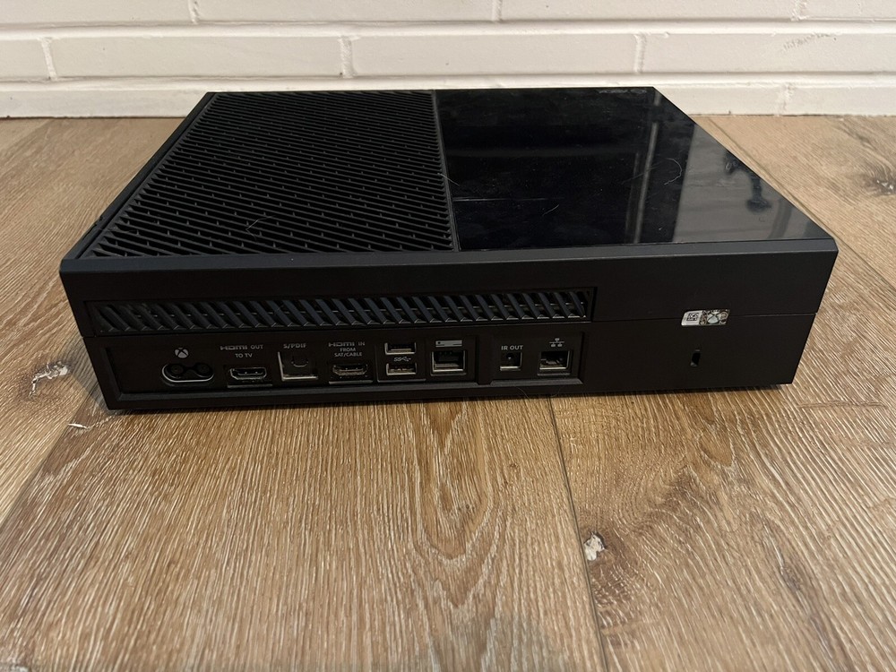 MICROSOFT XBOX ONE GAMING CONSOLE | 1540 | 500GB | BLACK | NO POWER ADAPTER