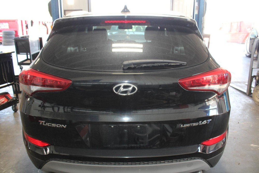 2017 HYUNDAI TUCSON LR Door Trim Panel