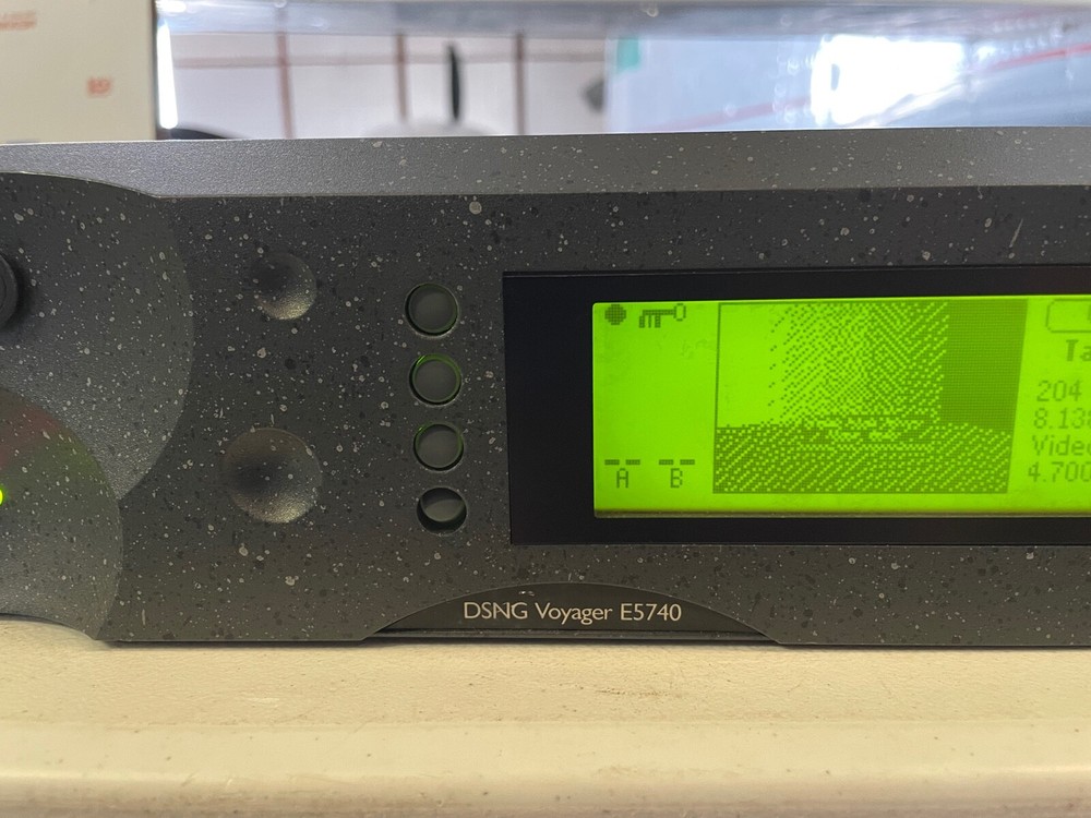 TANDBERG E5740 DSNG VOYAGER EVOLUTION 5000 w QPSK Modulator