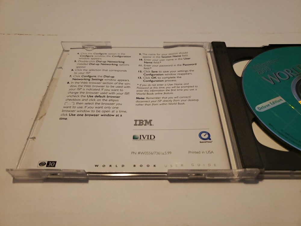 World Book Computer Software Deluxe Edition - CD ROM -Millennium 2000 - 2 Disc