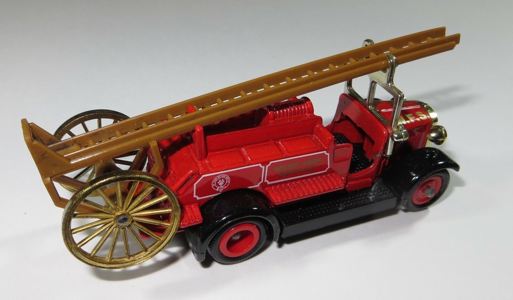 1983 LLEDO Days Gone WARE FIRE ENGINE NICE O2-100720