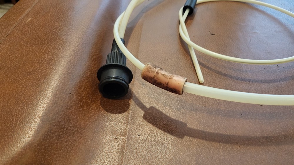 West Marine Oil Extractor - GOOD SUCTION!