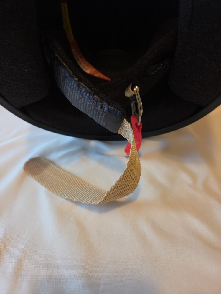 Racequip White Model BF1-R8 SA2010 ID 2014 Medium