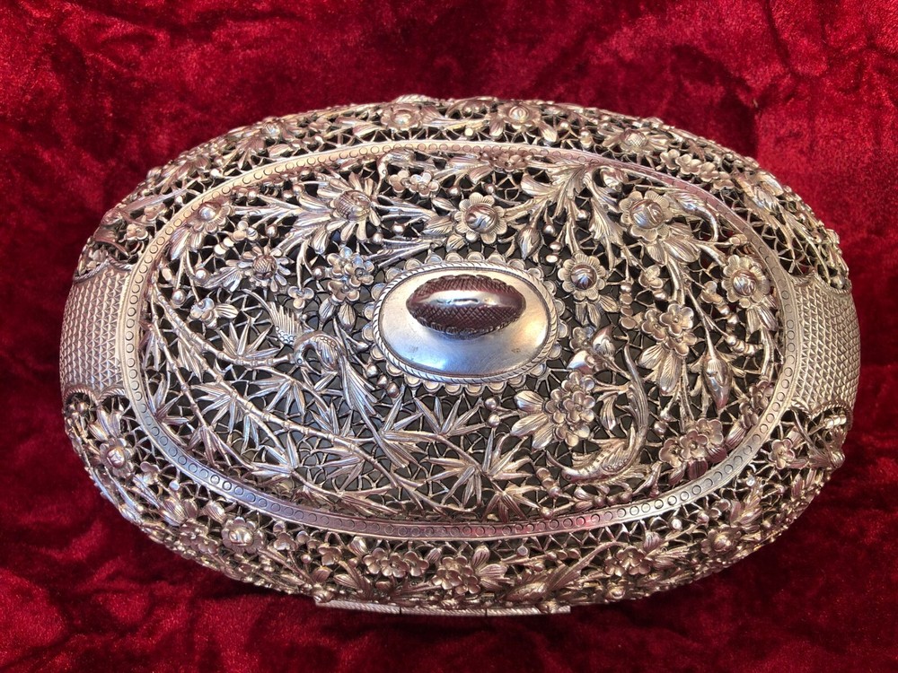 Antique Chinese Sterling Silver Open Work Hinged Signed Box