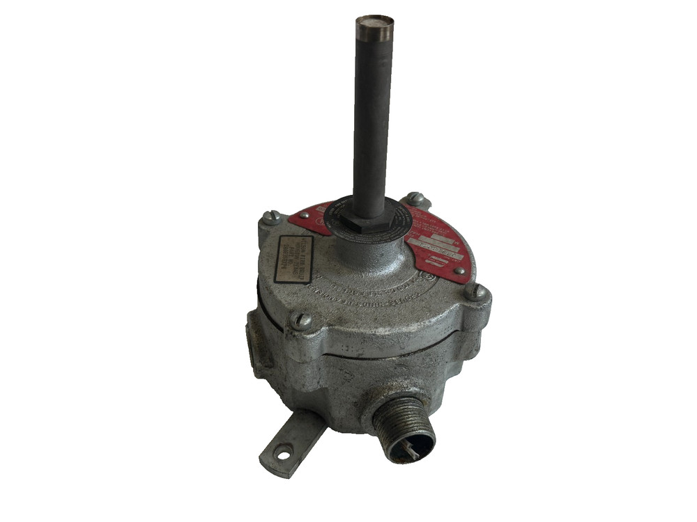 USED Crouse Hinds CPS12021 Conduit