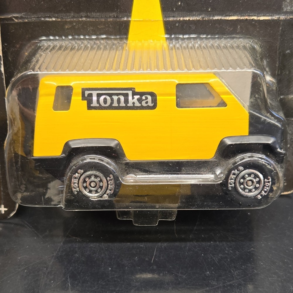 Tonka Ramblers Construction Vehicles Yellow Plastic Ages 4-7