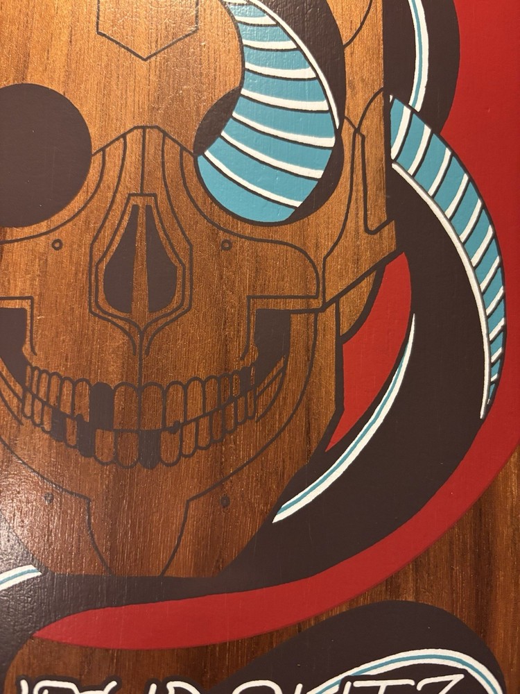 Authentic Landyachtz Dinghy Classic Skull Cruiser