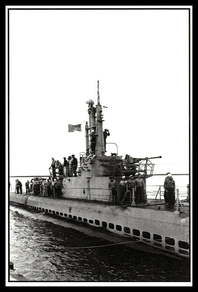 Postcard USS Manta SS-299