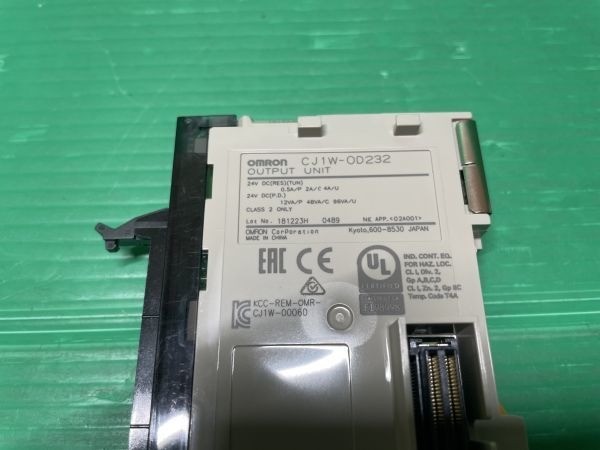 OMRON CJ1W-OD232 PLC Output Unit Module USED