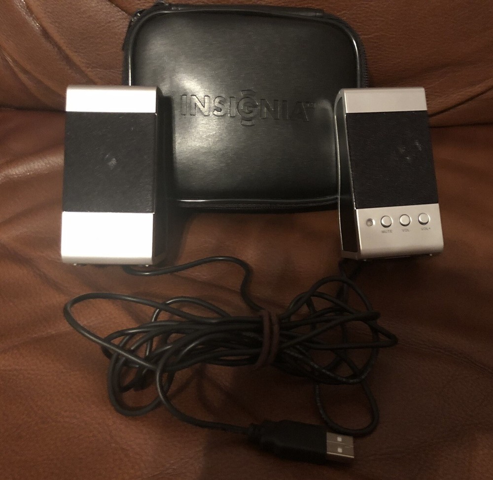 INSIGNIA notebook computer mini USB speakers ns-nbspk Pair with Case