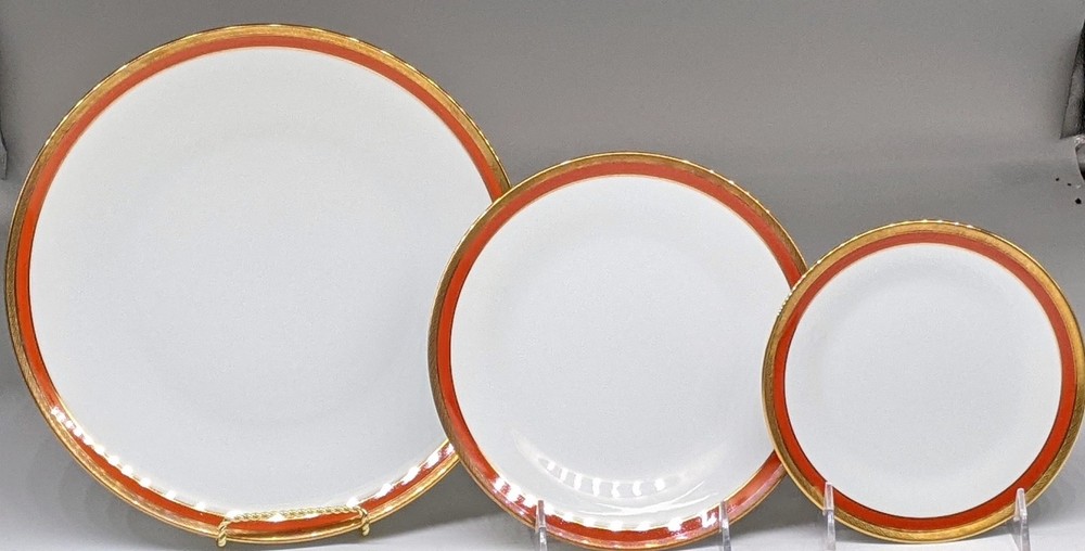 Richard Ginori Palermo Red Dinner Salad Bread Plates