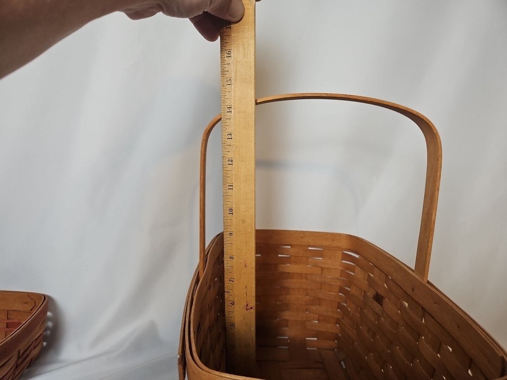 VTG 1992 LONGABERGER BASKET SIGNED #R