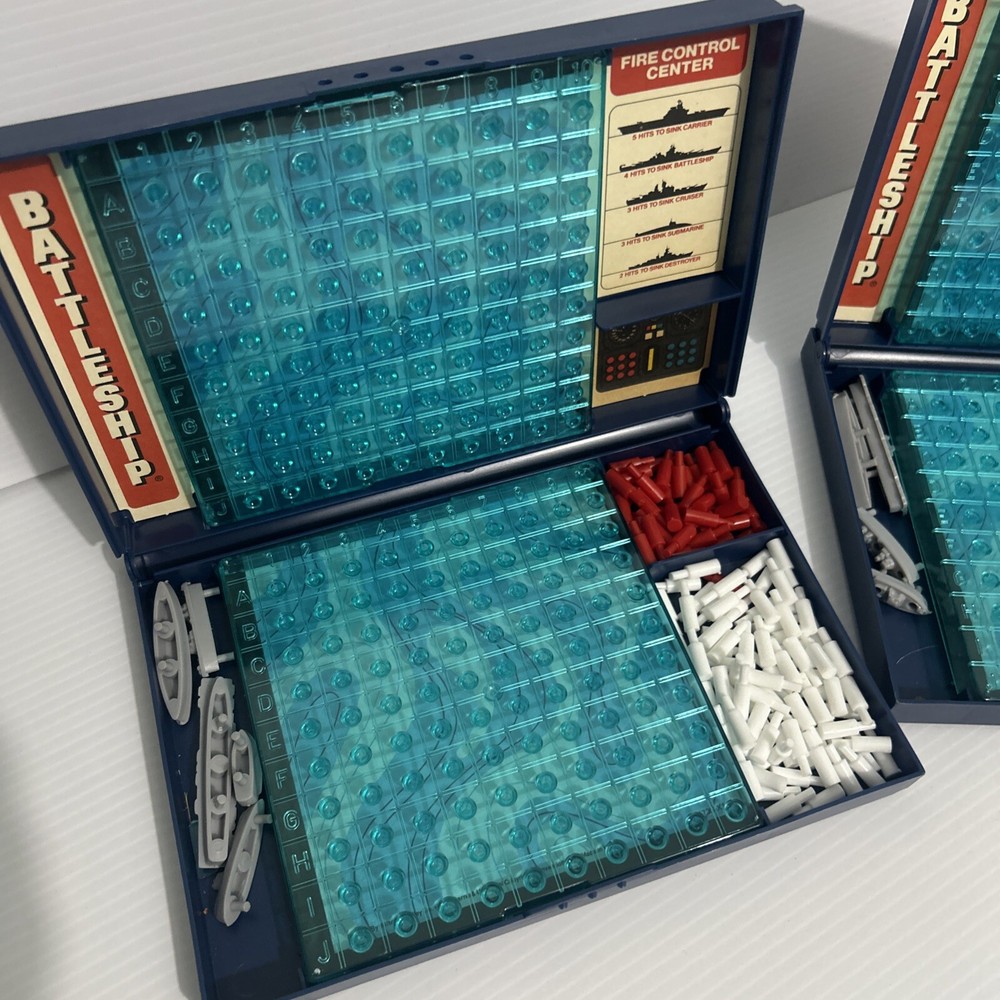 VINTAGE Battleship 1978 Milton Bradley COMPLETE Classic Strategy Board Game