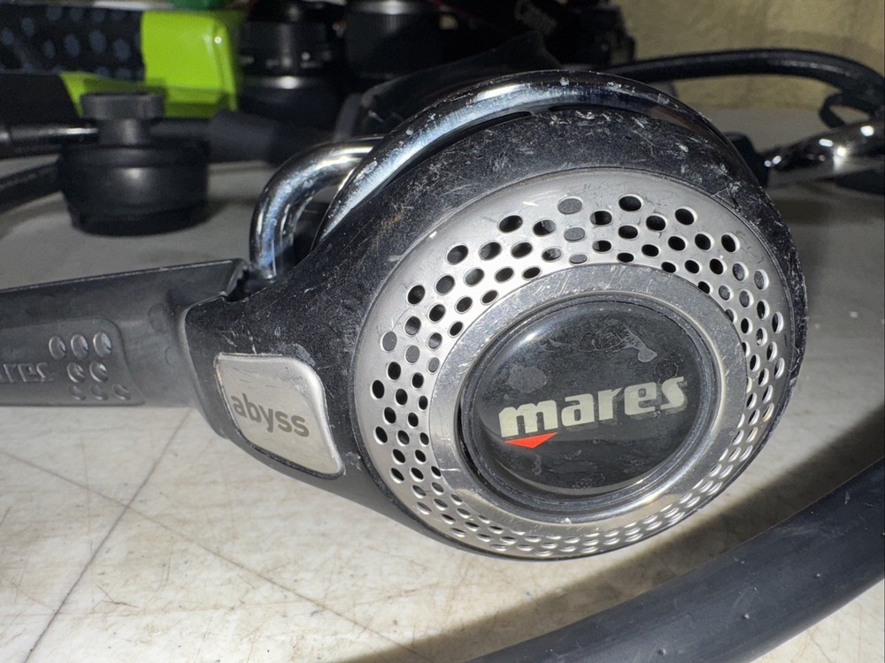 Mares MR-22 T Abyss Scuba Regulator UNTESTED See Pictures
