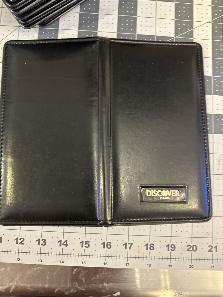 9- Used Double Panel Discover CHECK Books PRESENTERS RESTAURANT