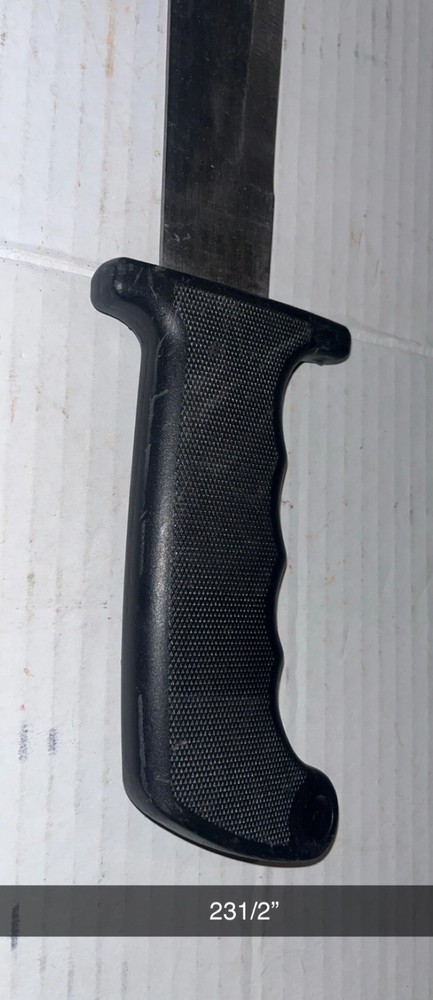 Slaughter Serrated Machete in Sheath SHARP 23.5"