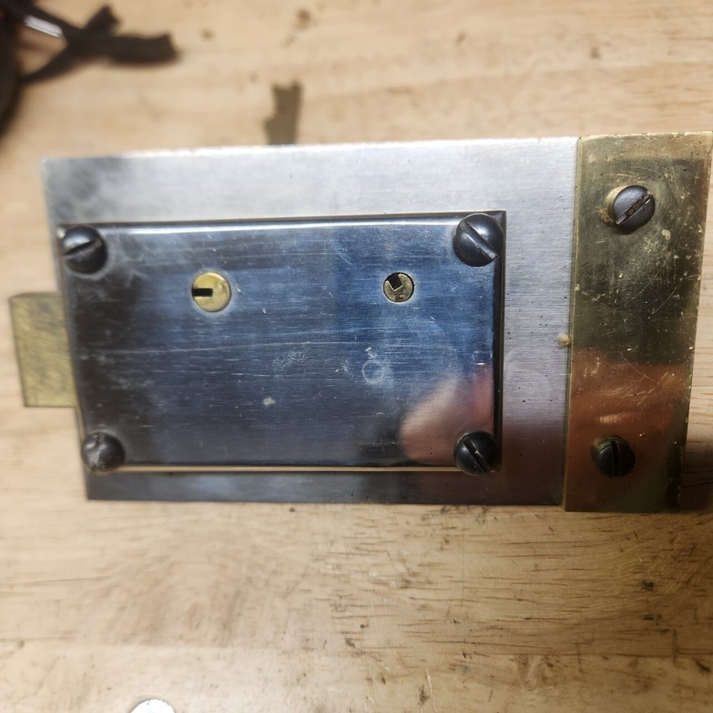 SAFE DEPOSIT DOOR and lock