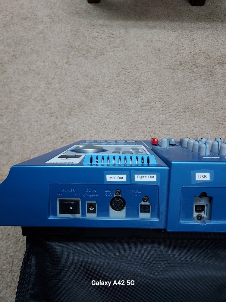 Tascam DP-01 Digital Recorder, works perfectly