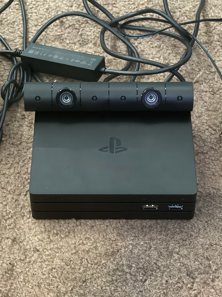 Sony PlayStation VR Headset Bundle Black White with Camera & Move Controllers