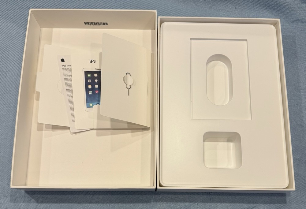 iPad Air 128GB Space Gray A1475 Box *ONLY*