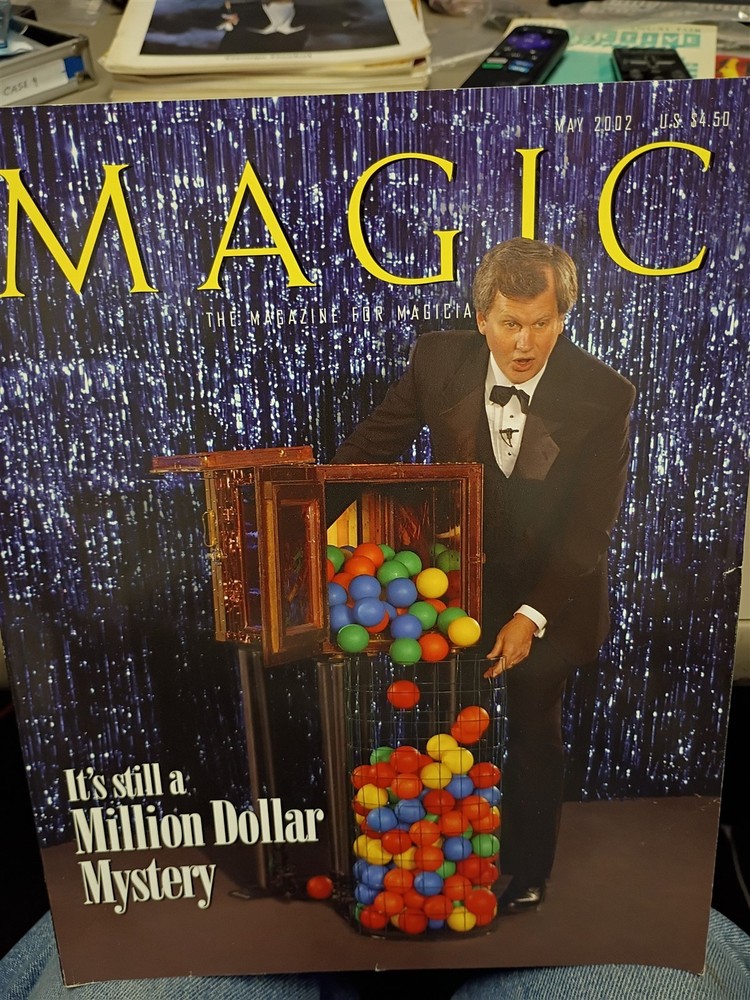 Mike Caveney Magic Magazine Issue May 2002 #3