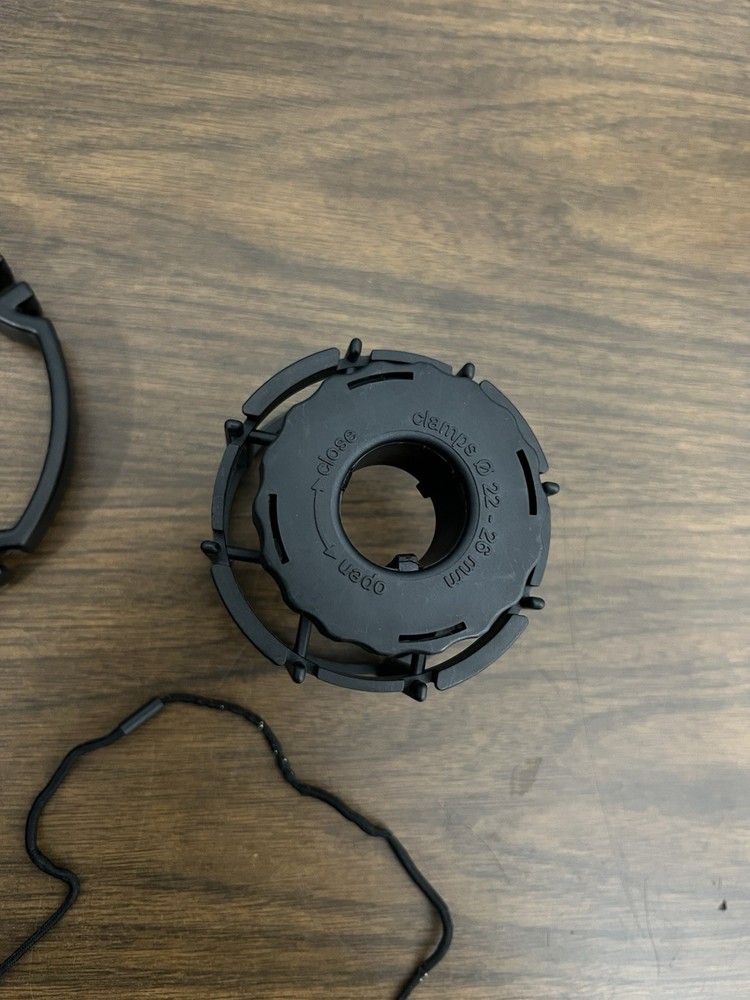 AKG H-100 Microphone Shock Mount Holder Black Plastic for Microphone
