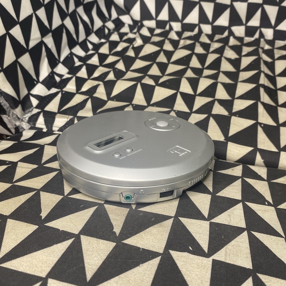 Portable CD Player Trutech Tru-Tech Model T160-CD Silver - Read Description