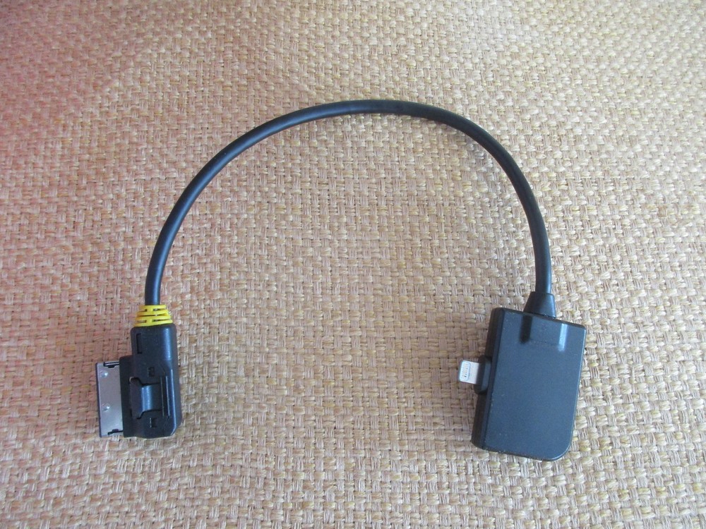 2010-2018 AUDI MUSIC INTERFACE iPHONE LIGHTNING ADAPTER CABLE 4F0 051 510 AL OEM