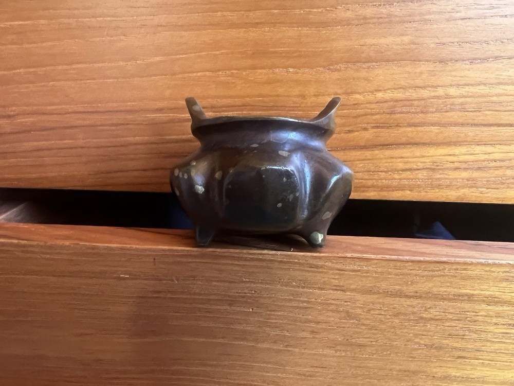 Chinese Bronze Incense Burner with Gold sparkles