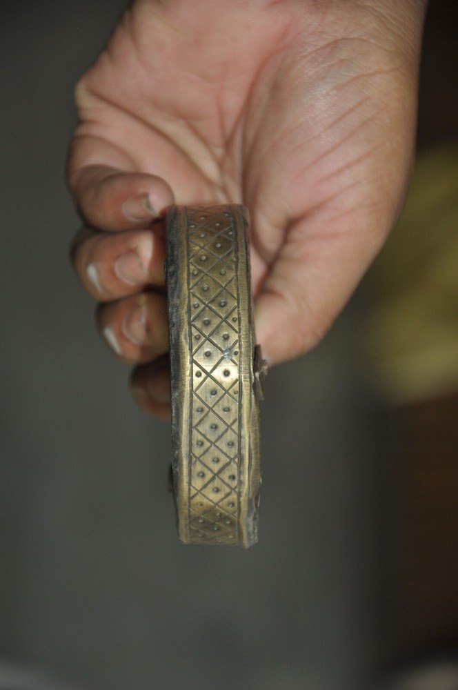 Vintage Iron Round Shape Brass Fitted Engraved Solid Handcrafted Padlock