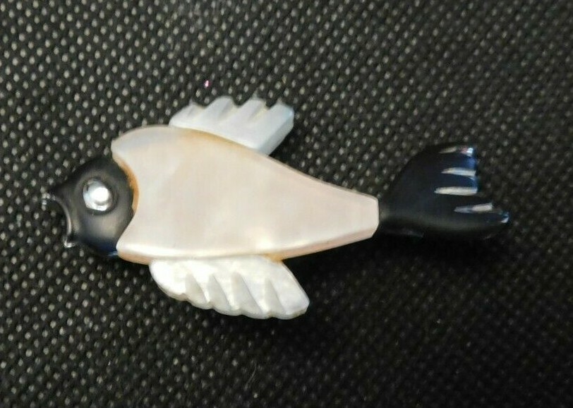 FISH PIN! e2240UXX