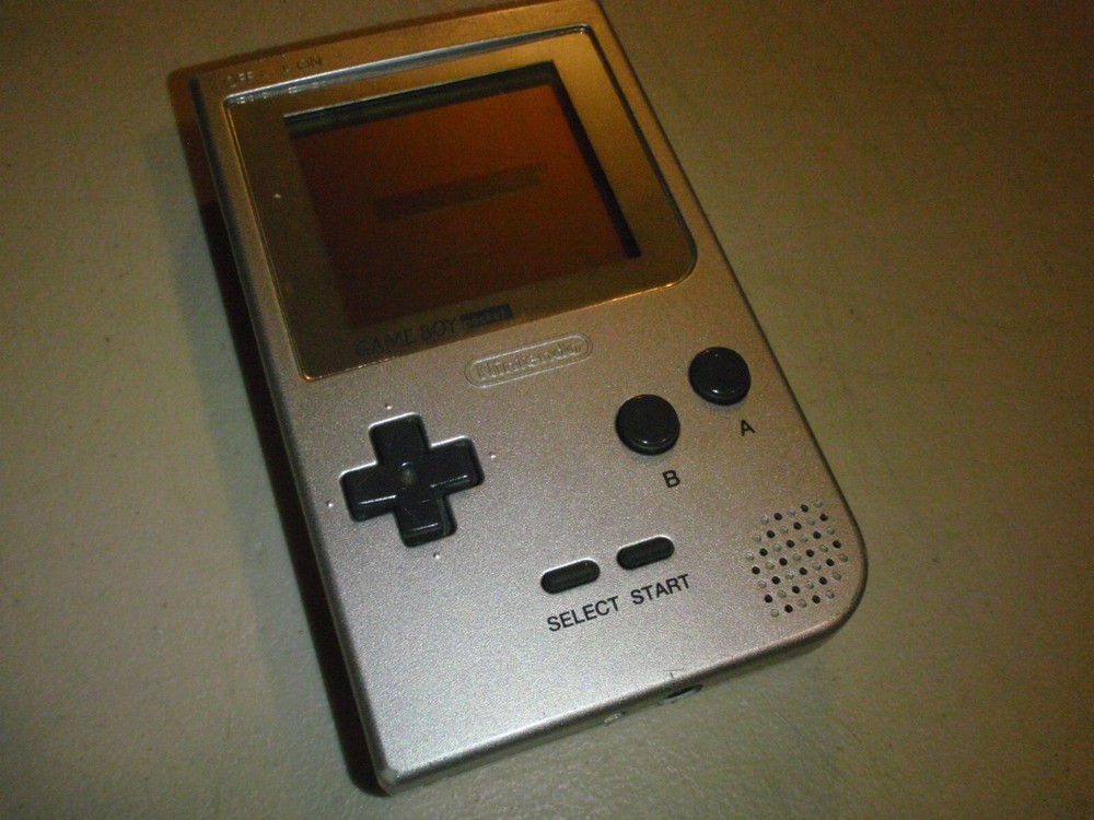 Gameboy Pocket MGB-001 Silver Platinum System