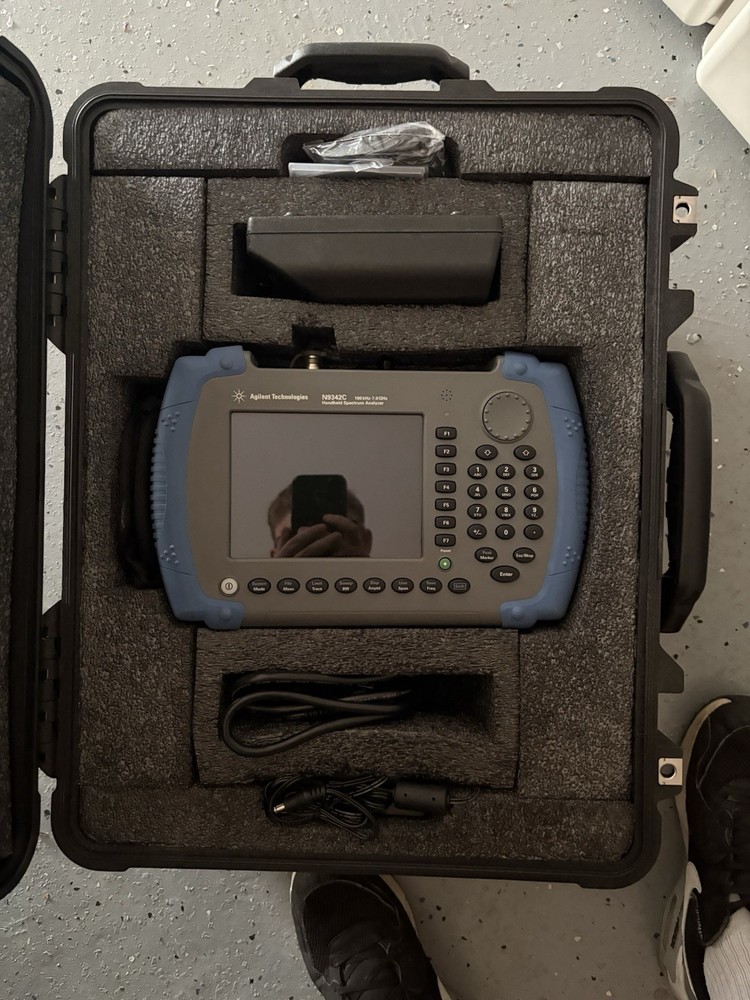 Agilent TechnologiesN9342C100 kHz-7,0GHzHandheld Spectrum Analyzer