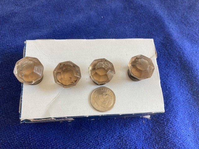 4 Sm Vintage Faceted Glass & Brass Drawer Cabinet Pulls Knobs